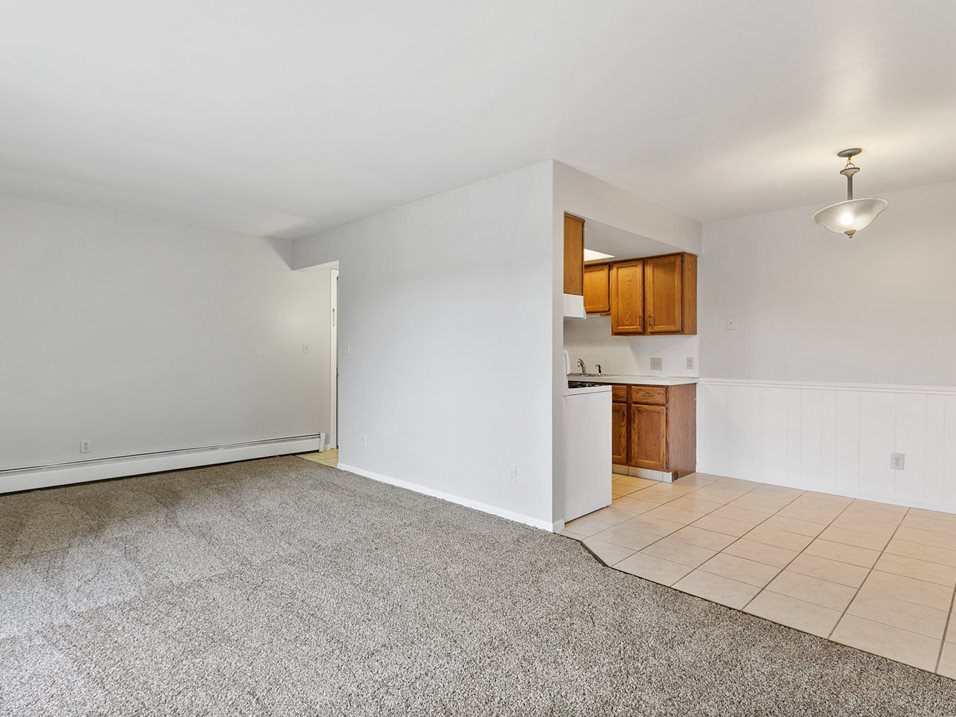 Photos and Video of Cottonwood Forest Apartments in Jenison, MI